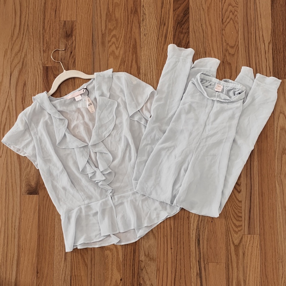 NWT Victoria’s Secret Chiffon Sleepwear Set